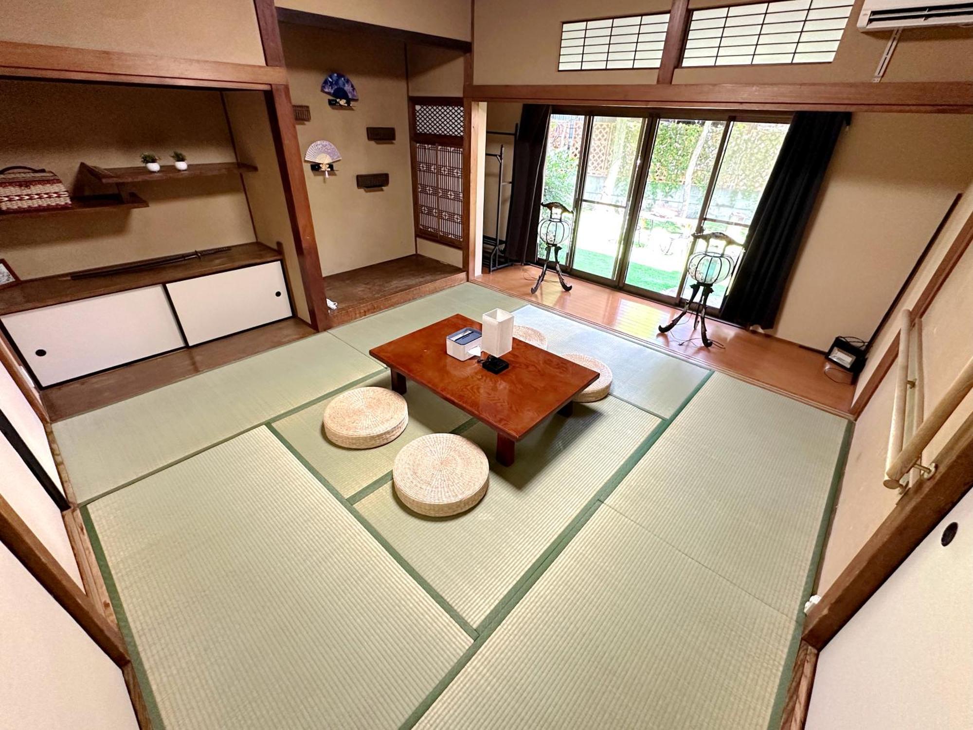 Family Or Business Travel 20 Percent Off丨200 Sqm 丨 14 Min To Shinjuku 丨century-Old Japanese Garden 丨3 Parking Spaces丨4 Bedrooms Tokió Kültér fotó